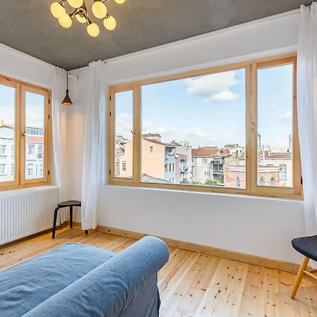 Comfortable House Near Golden Horn With An Amazing View In The Old City Of Istanbul *