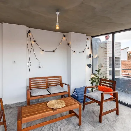 Comfortable House Near Golden Horn With An Amazing View In The Old City Of Istanbul *