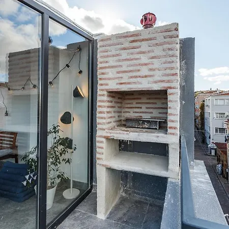 Comfortable House Near Golden Horn With An Amazing View In The Old City Of Istanbul *